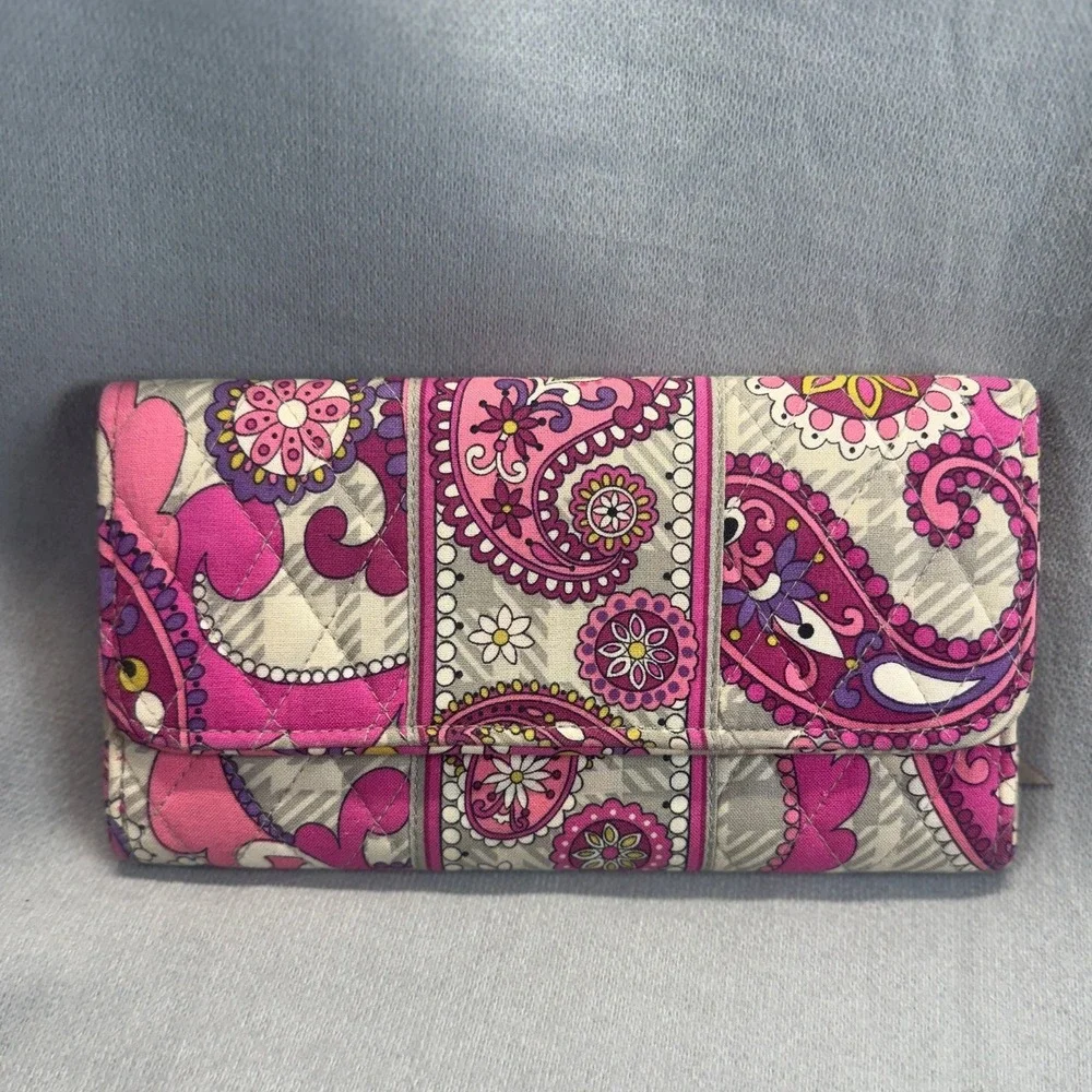 Vera Bradley Trifold Wallet Women One Size Pink Gray Paisley Quilted Cotton